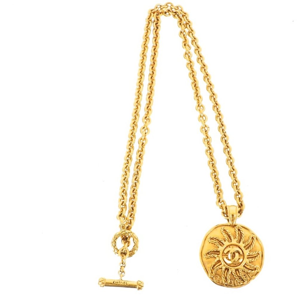 CHANEL NECKLACE